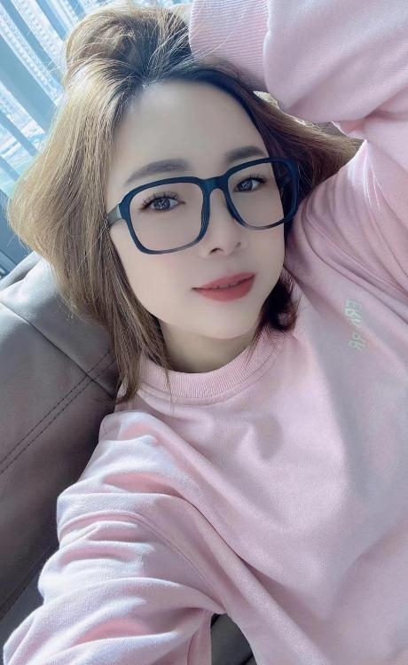 广州眼镜轻熟姐