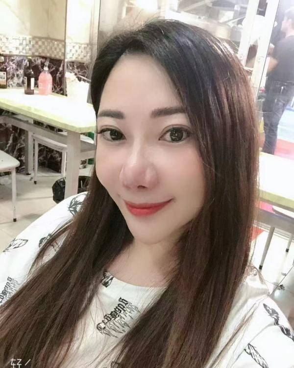东北大奶少妇